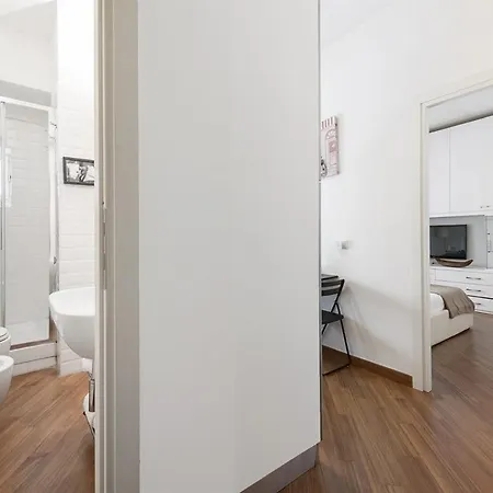 Farnese House Apartment